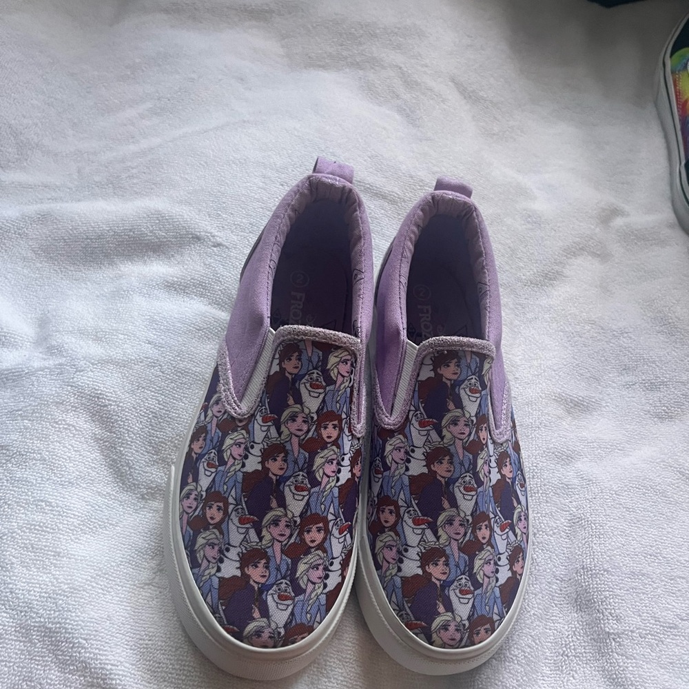 UP Frozen slip on sneakers